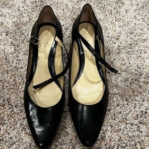 Gently used Ralph Lauren black heels size 6.5 M